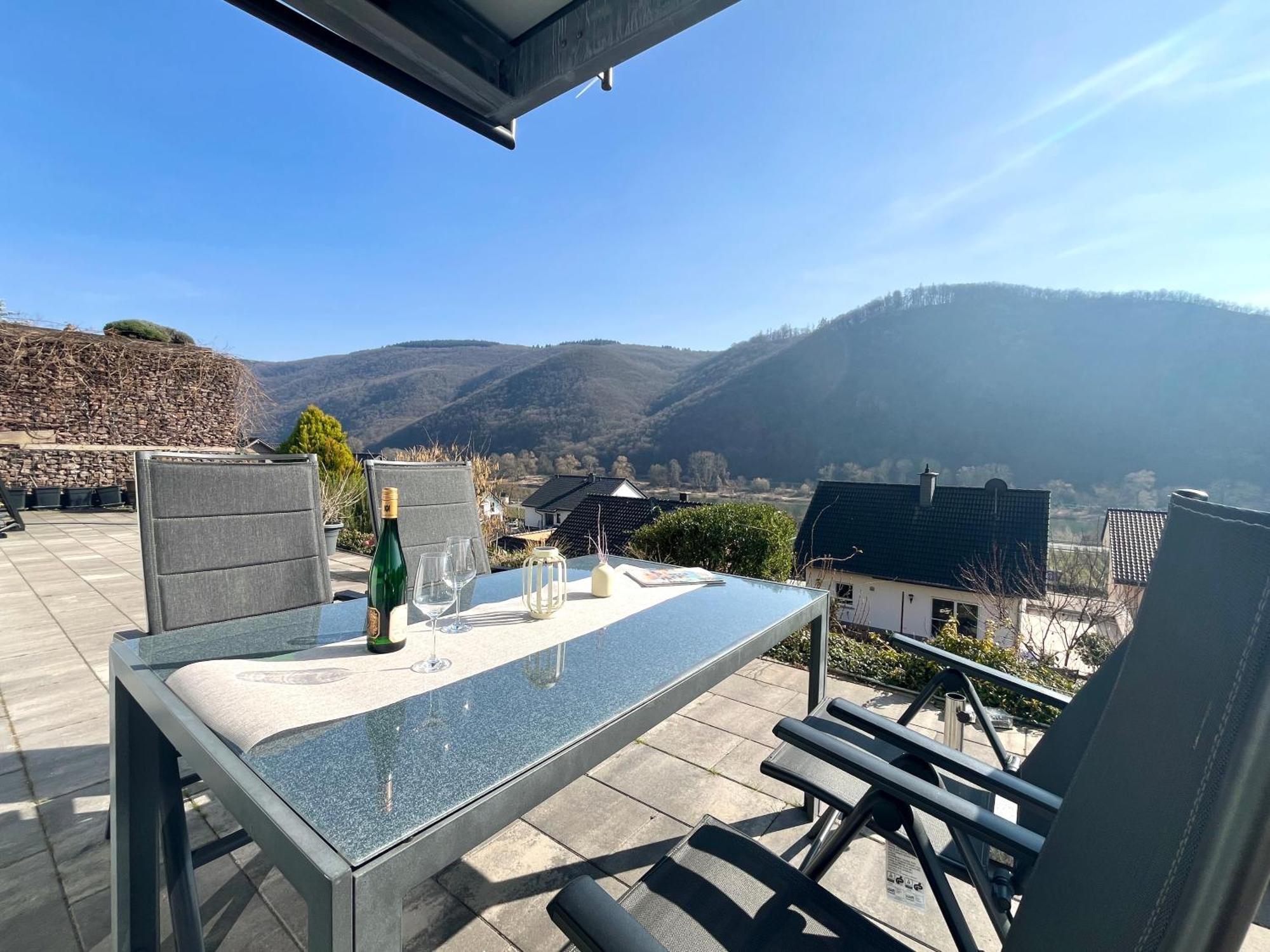 Ferienwohnung Sonnenterrasse, 1-4 Personen, 2 Schlafzimmer, Grosse Terrasse Müden Eksteriør bilde
