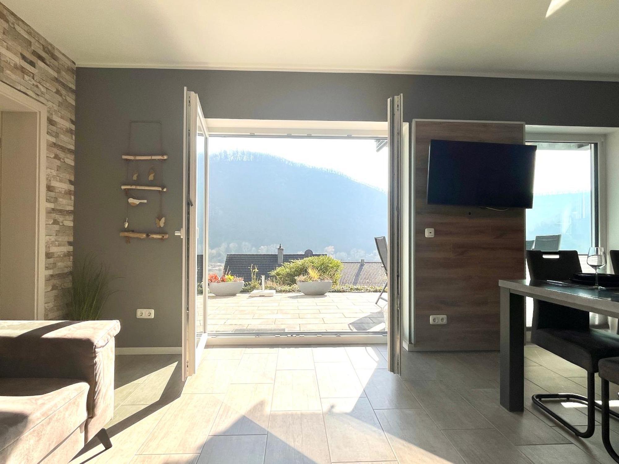 Ferienwohnung Sonnenterrasse, 1-4 Personen, 2 Schlafzimmer, Grosse Terrasse Müden Eksteriør bilde