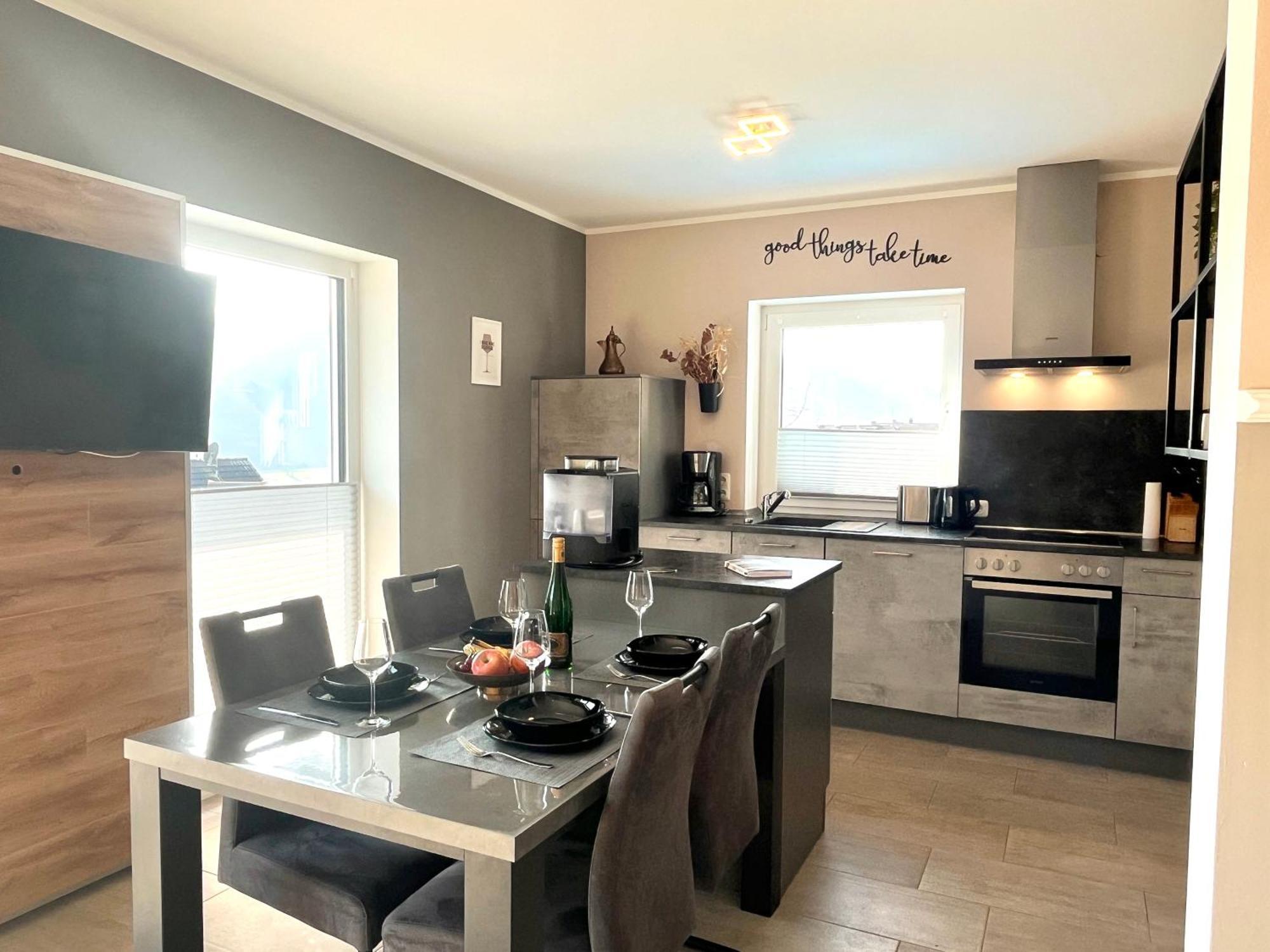Ferienwohnung Sonnenterrasse, 1-4 Personen, 2 Schlafzimmer, Grosse Terrasse Müden Eksteriør bilde